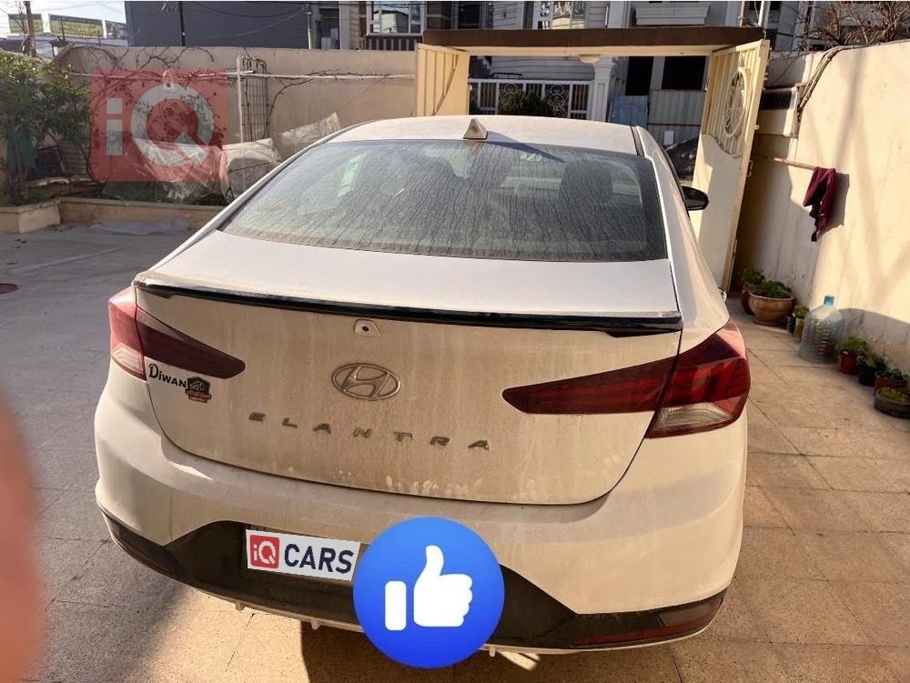 هيونداي النترا